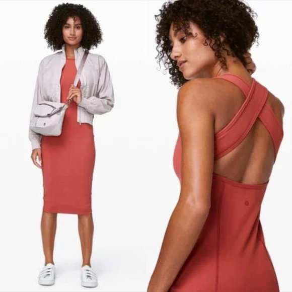 lululemon athletica Dresses & Skirts - Lululemon Picnic Play Dress Brick Rose Color Athletic Bodycon Midi